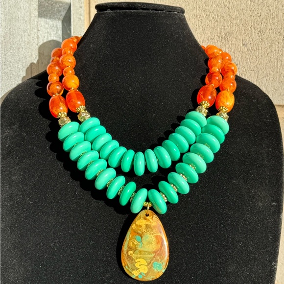 MISHKA STAEMENT CLOVER TRENDY NECKLACE - Picture 2 of 7